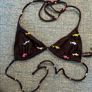 NWOT Maui and Sons Shark Print Black Triangle Bikini Top XS
